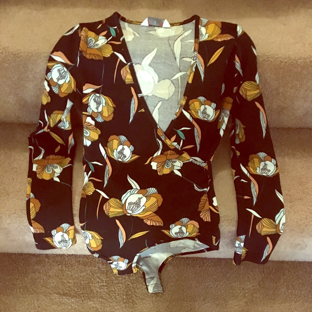 crossover bodysuit like new